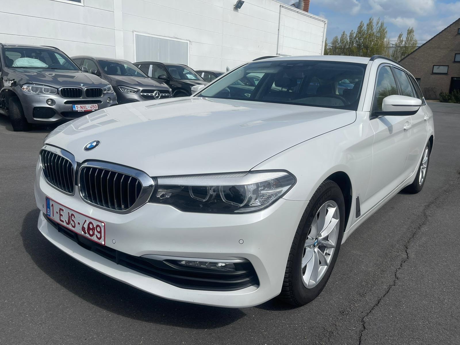 Bmw 5 Series 520 - Diesel - Automatic - 275 247 km