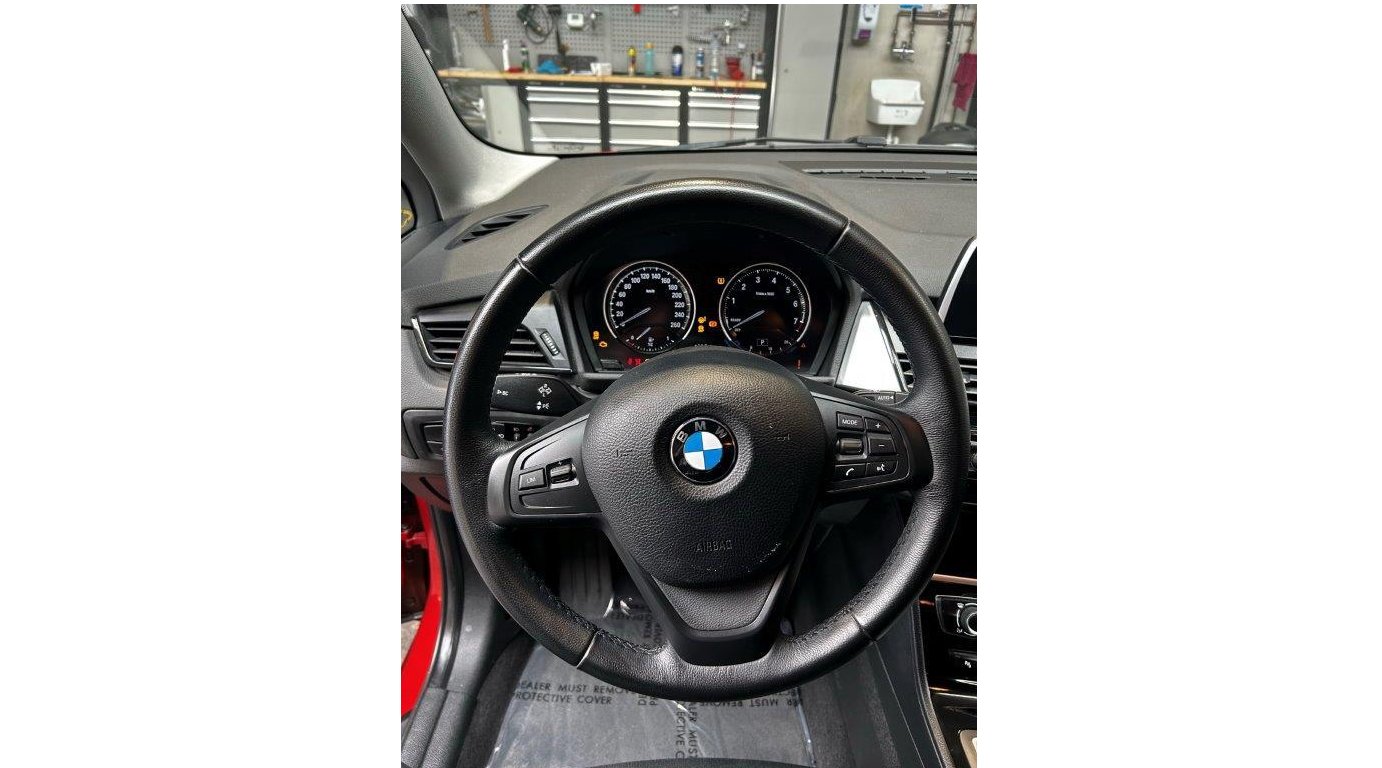 Bmw 2 Series 218i - Benzine - Automatic - 89 752 km