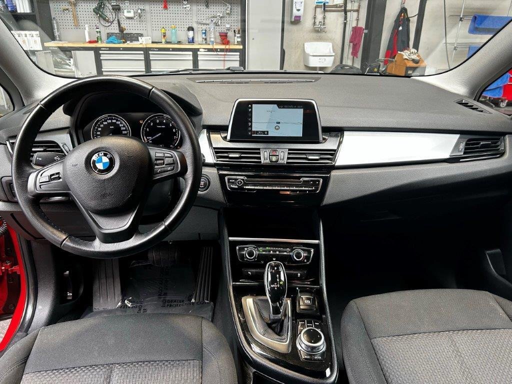 Bmw 2 Series 218i - Benzine - Automatic - 89 752 km