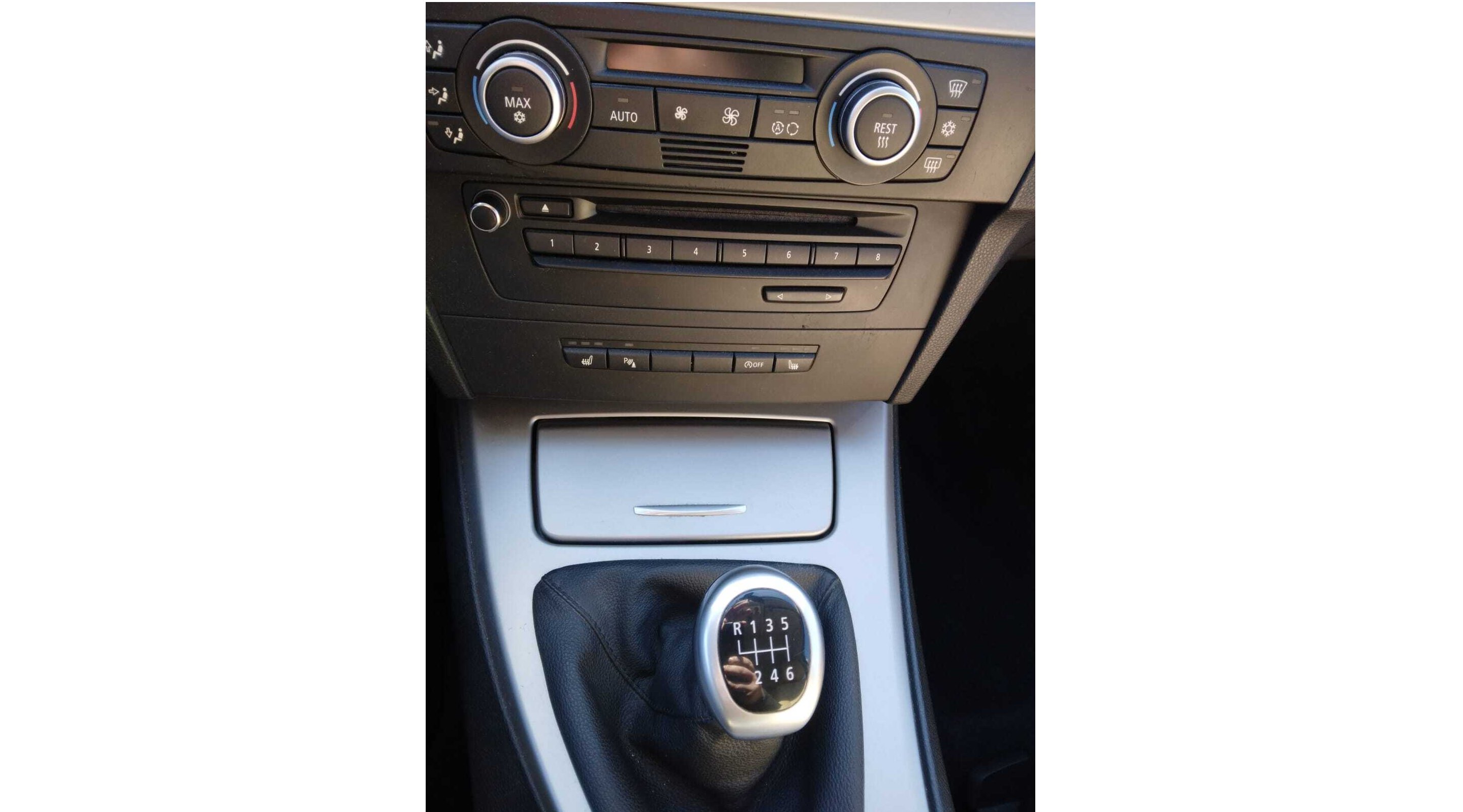 Bmw 3 Series 320i - Benzine - Manual - 187 000 km