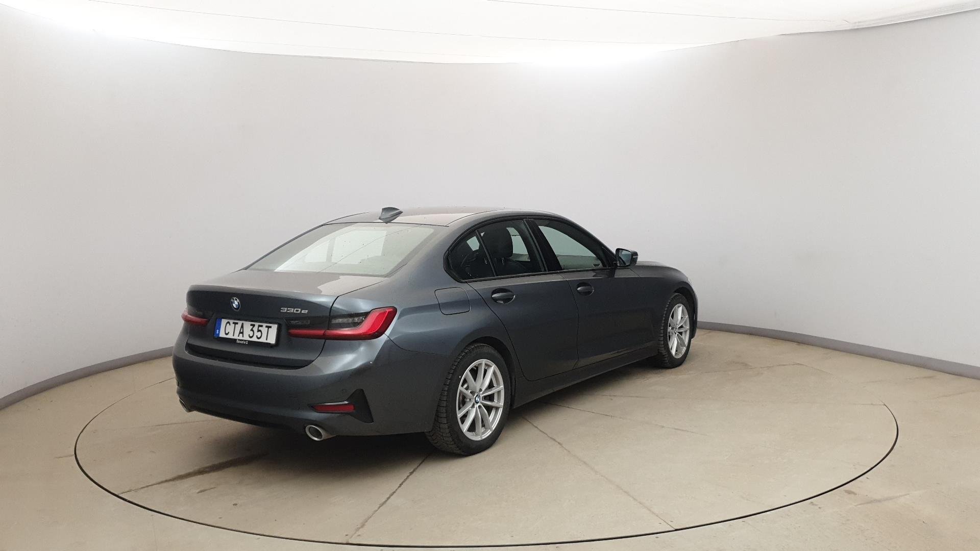 Bmw 3 Series 330e - Hybride - Automatic - 48 460 km