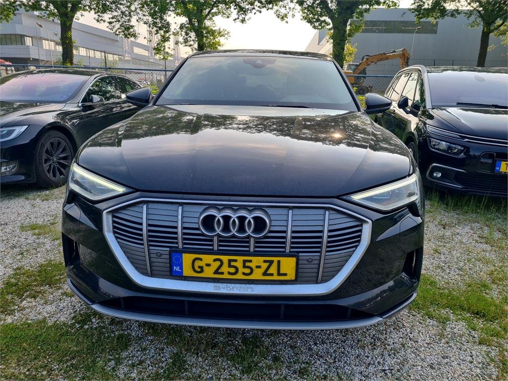 Audi E-Tron 55 - Electric - Automatic - 186 903 km