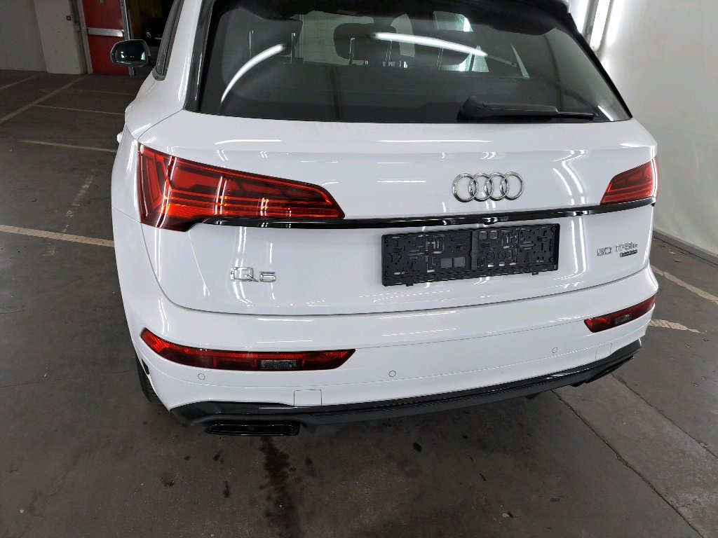 Audi Q5 50 TFSIe - Hybride - Automatic - 12 876 km