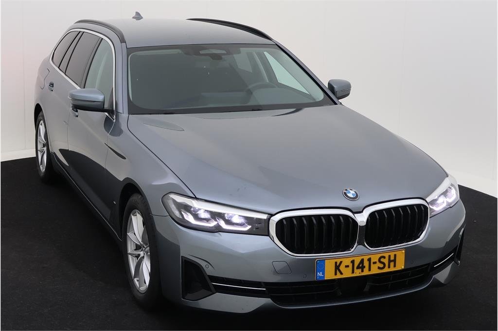 Bmw 5 Series 520d - Hybride - Automatic - 136 044 km