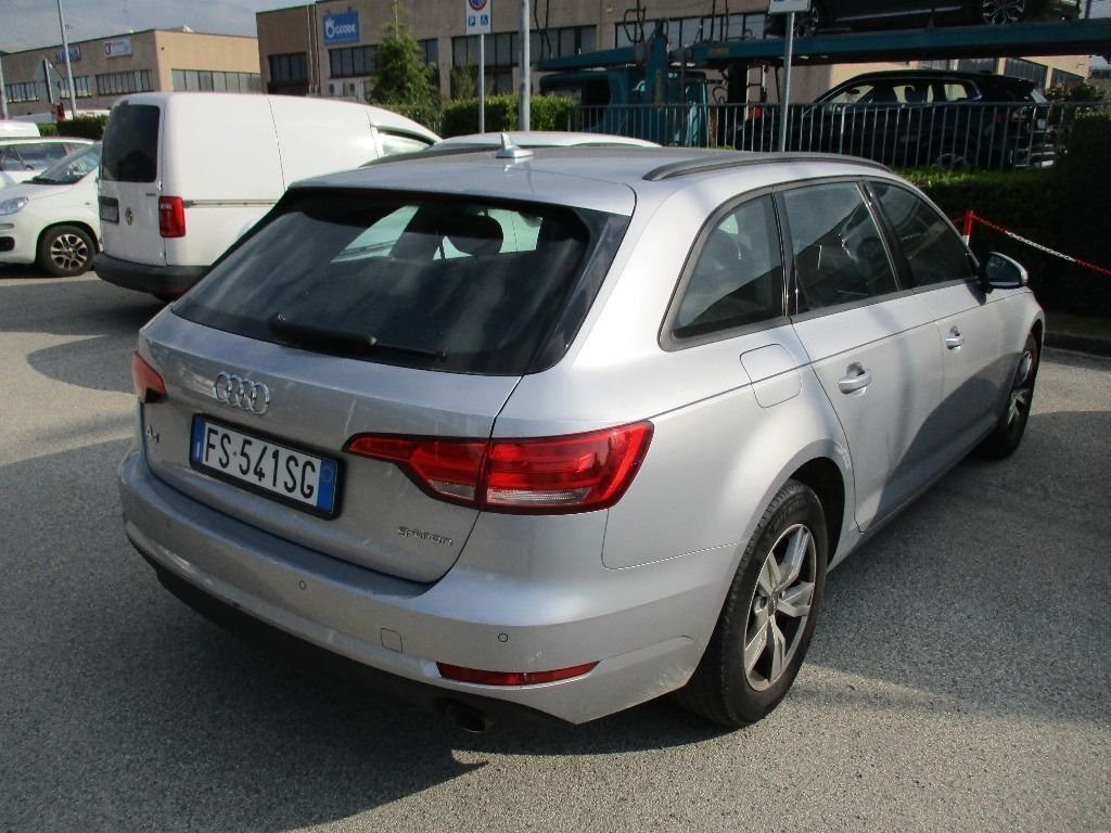 Audi A4 2.0 TFSI - CNG - Manual - 145 191 km