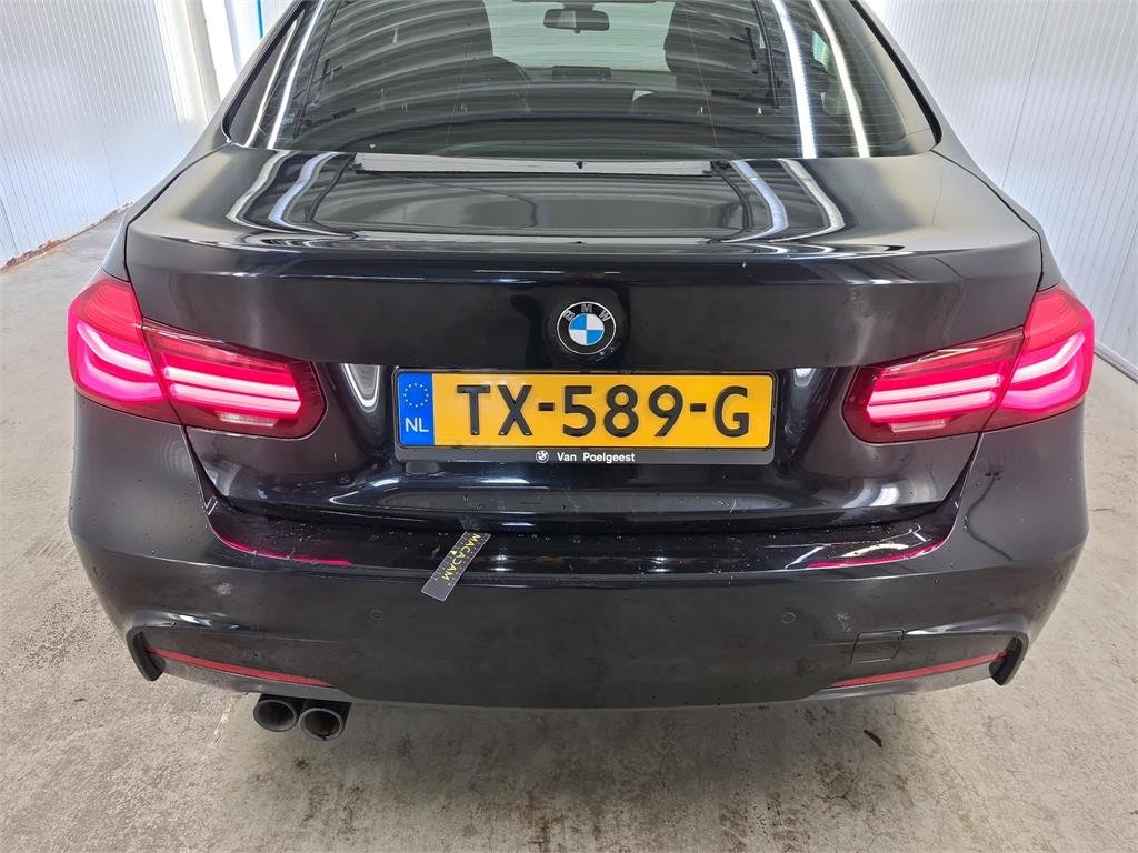 Bmw 3 Series 320 - Benzine - Automatic - 97 963 km