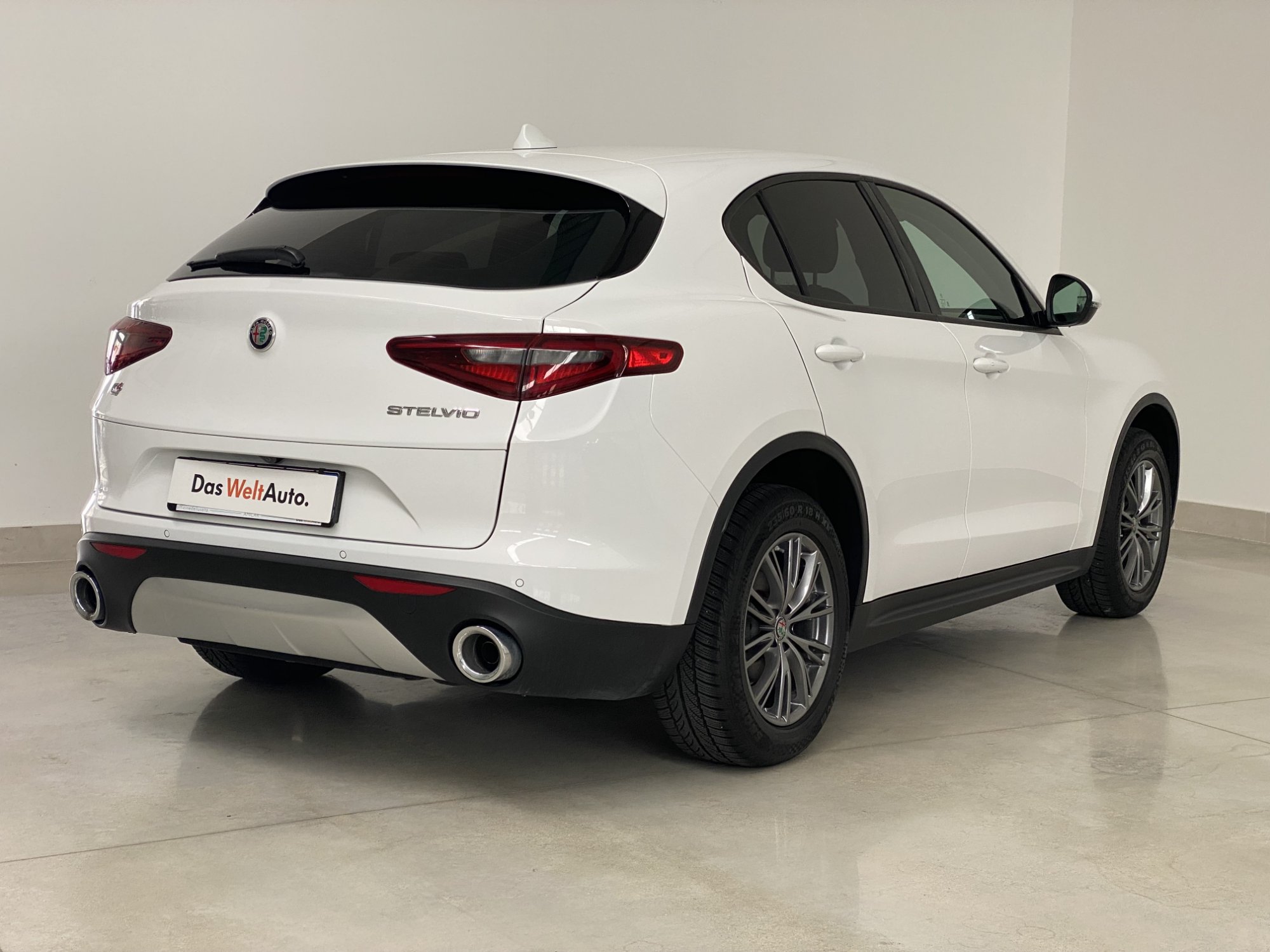 Alfa romeo Stelvio 2.2 - Diesel - Automatic - 70 682 km