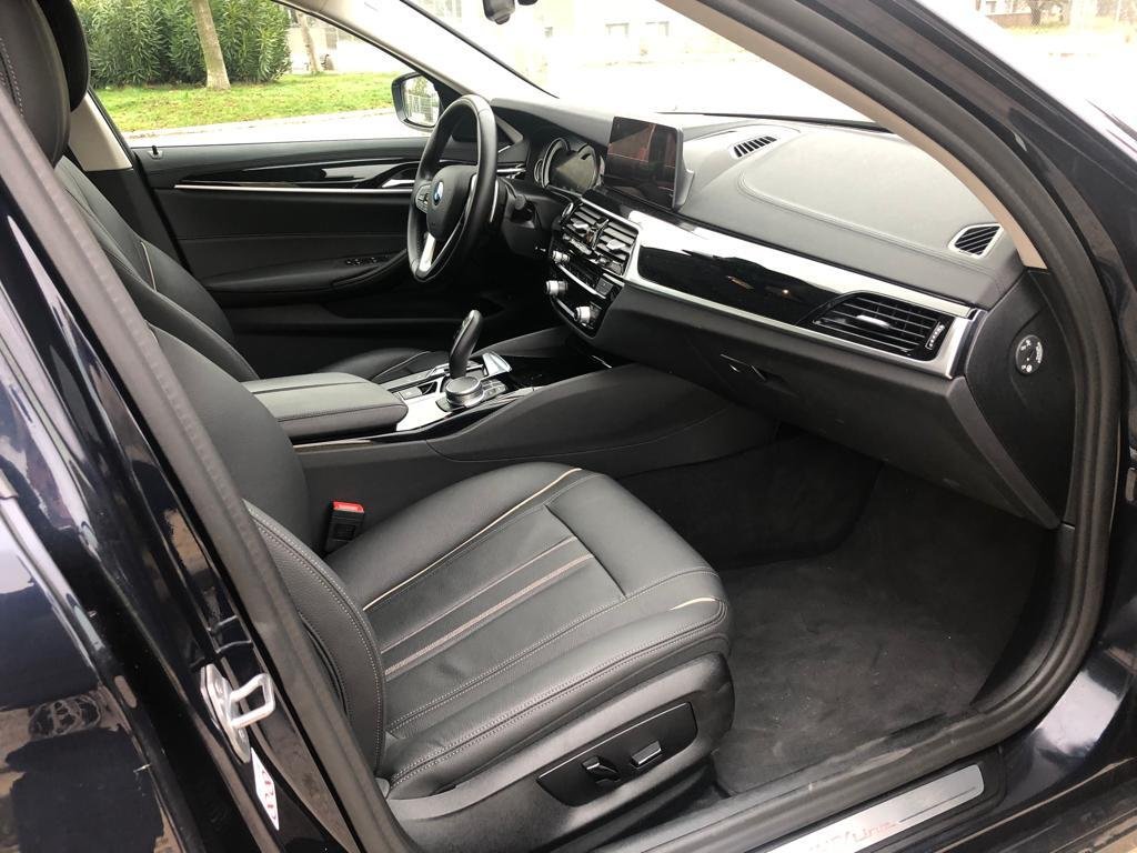 Bmw 5 Series 540i - Benzine - Automatic - 33 486 km