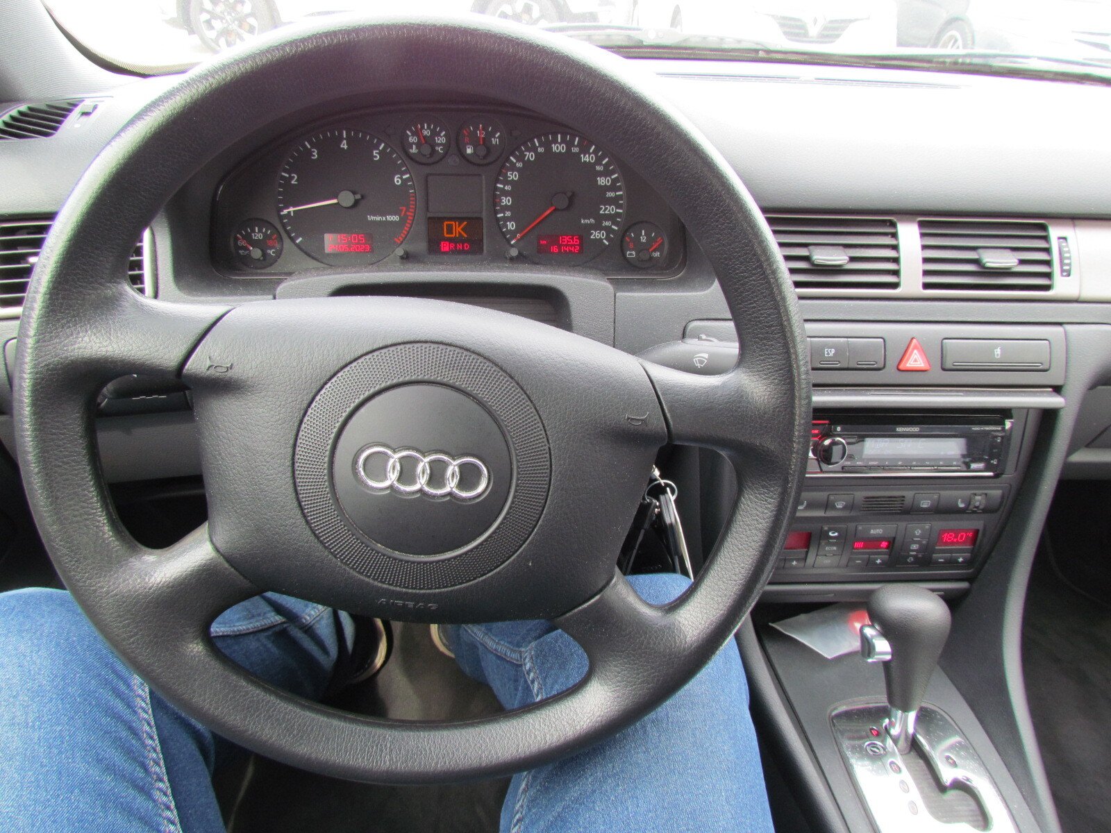 Audi A6 2.4 - Benzine - Automatic - 161 442 km