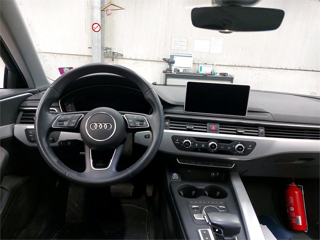 Audi A4 35 TFSI - Hybride - Automatic - 98 325 km