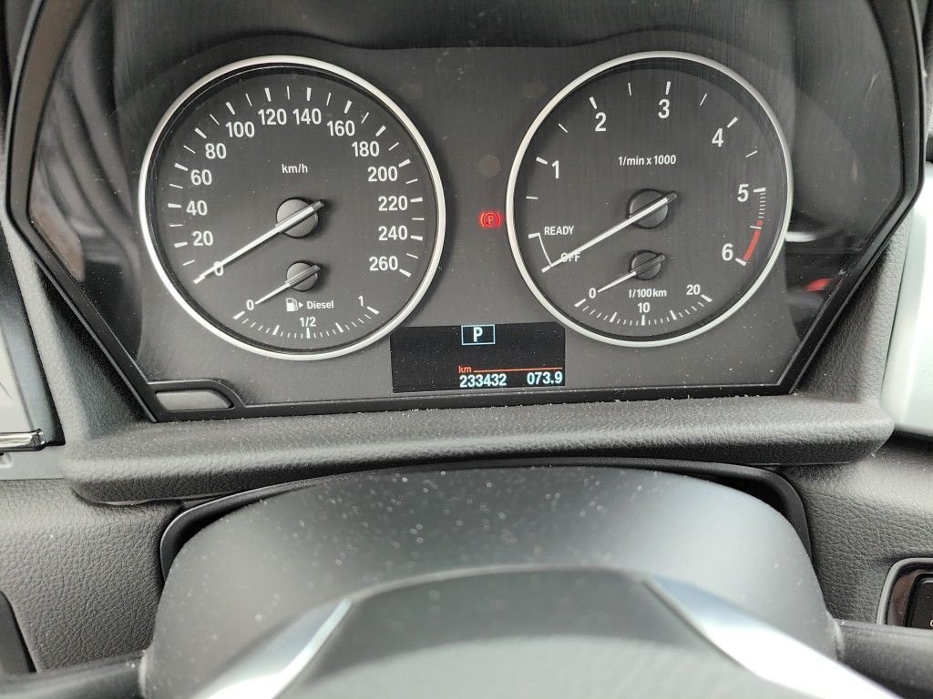 Bmw 2 Series 220 - Diesel - Automatic - 233 432 km