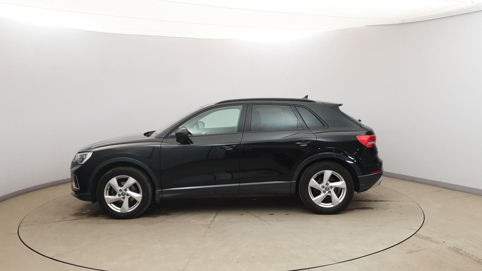 Audi Q3 1.5 TFSI - Hybride - Automatic - 56 800 km