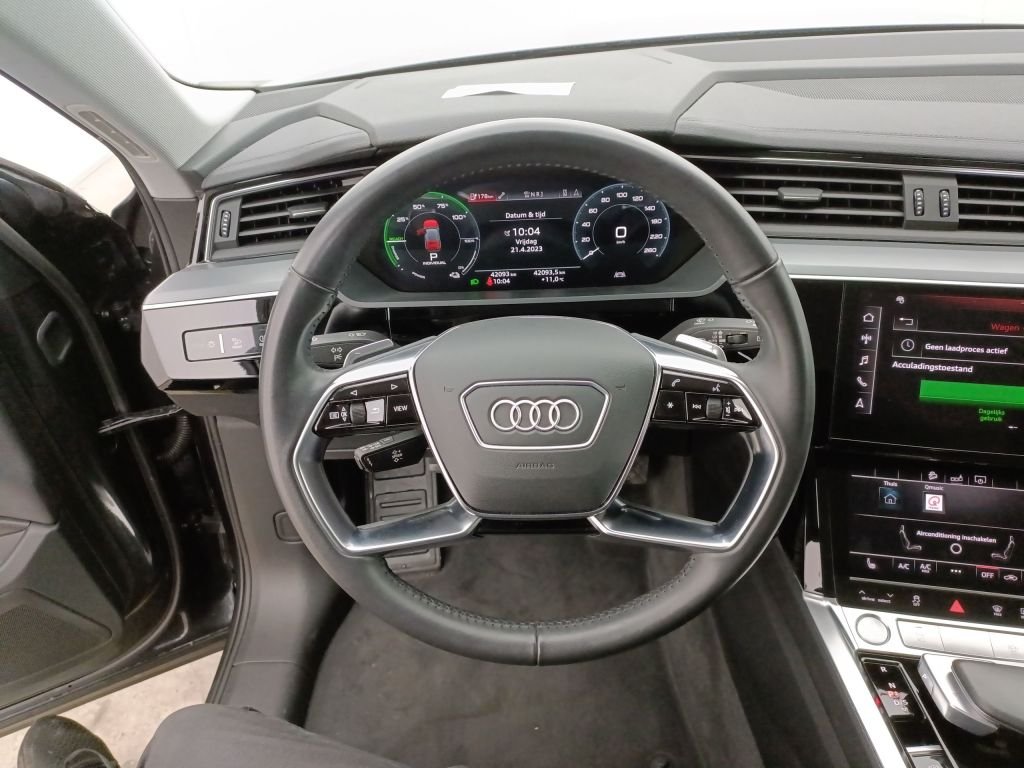 Audi E-Tron 50 - Electric - Automatic - 42 093 km