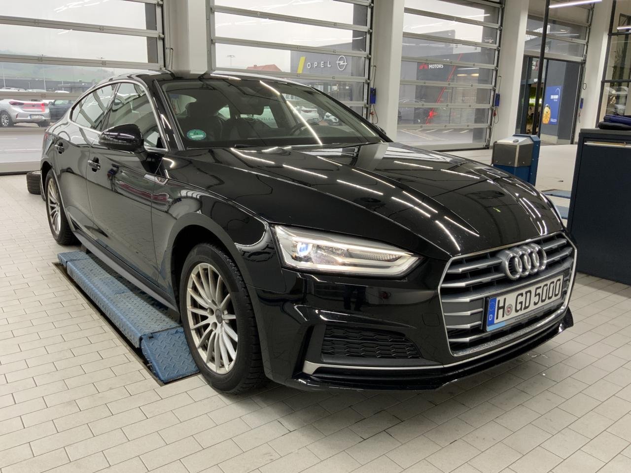 Audi A5 2.0 TFSI - Benzine - Manual - 87 516 km