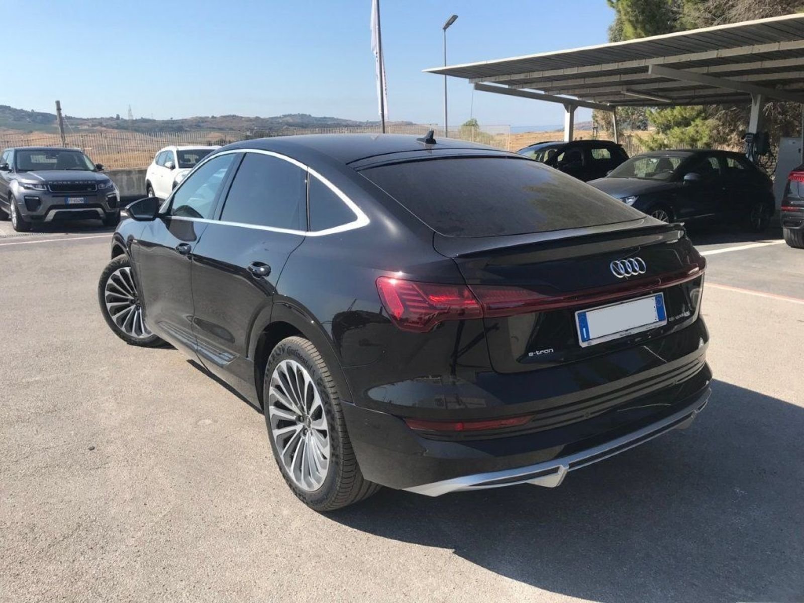 Audi E-Tron 55 - Electric - Automatic - 14 257 km