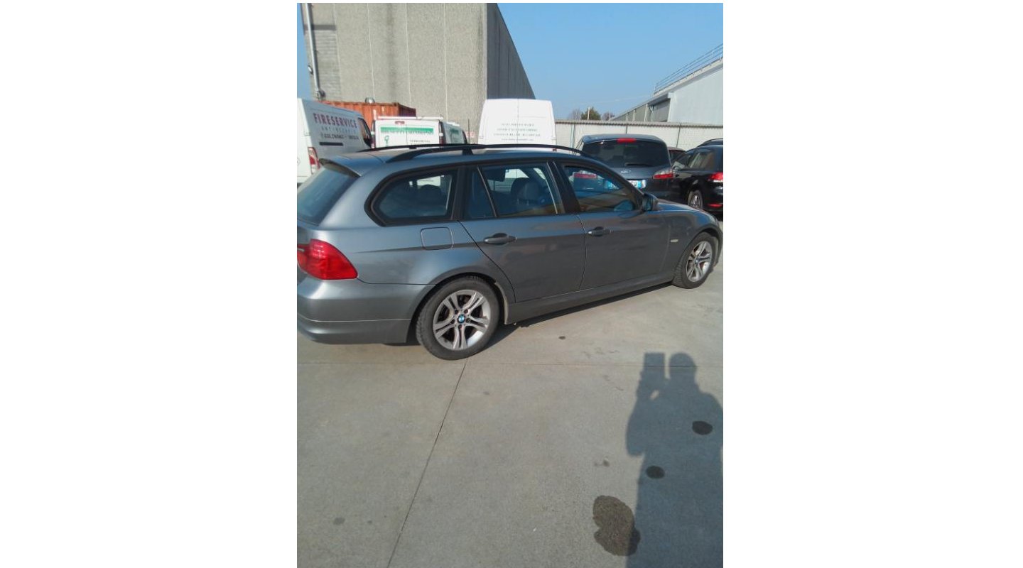 Bmw 3 Series 320d - Diesel - Manual - 258 295 km