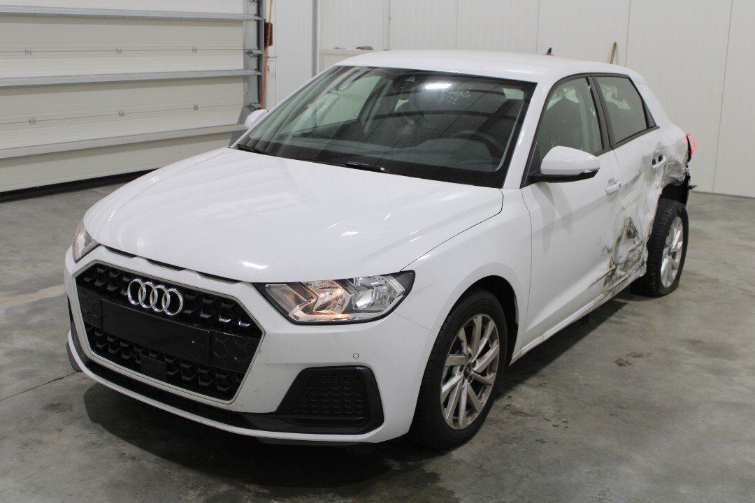 Audi A1 25 TFSI - Benzine - Manual - 3 308 km