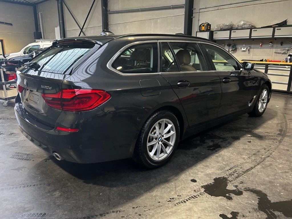 Bmw 5 Series 520d - Diesel - Automatic - 59 863 km