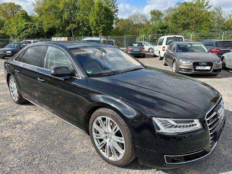 Audi A8 4.0 tfsi - Benzine - Automatic - 217 800 km