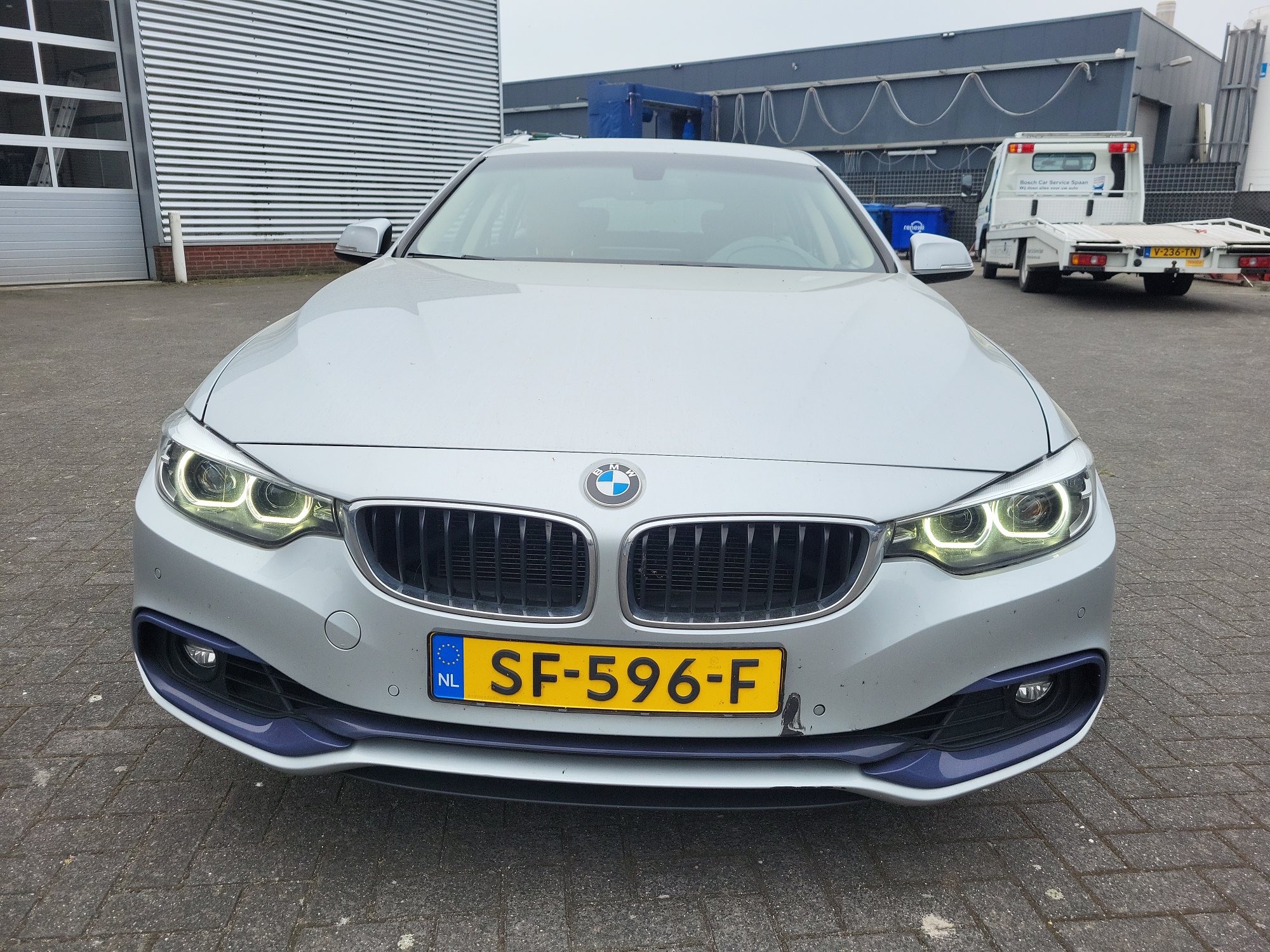 Bmw 4 Series 418i - Benzine - Automatic - 151 072 km