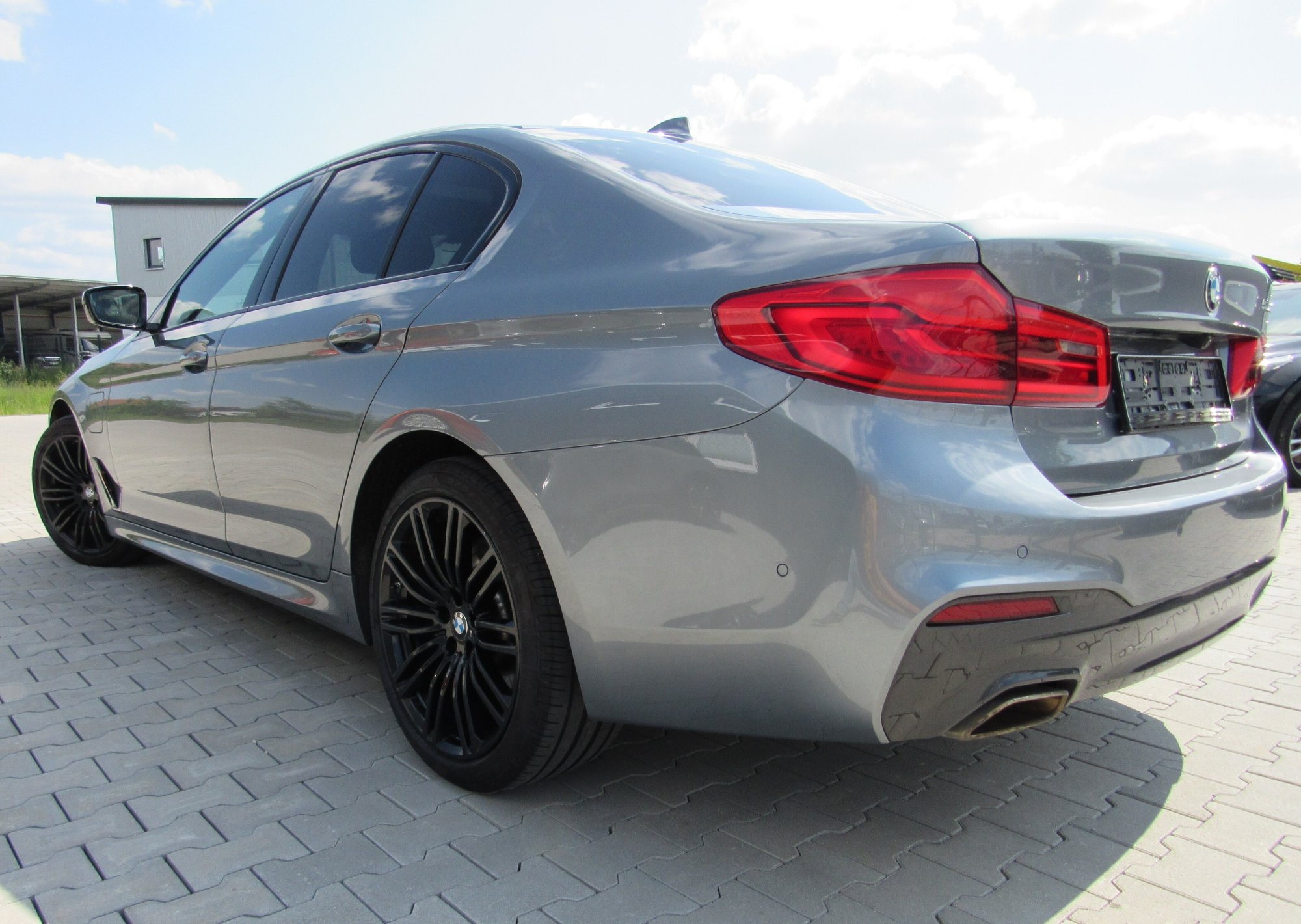 Bmw 5 Series 530e - Hybride - Automatic - 141 500 km