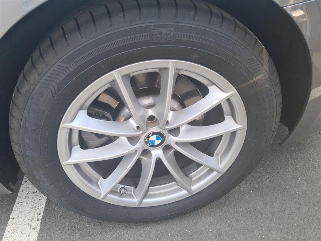 Bmw 5 Series 520d - Hybride - Automatic - 136 044 km