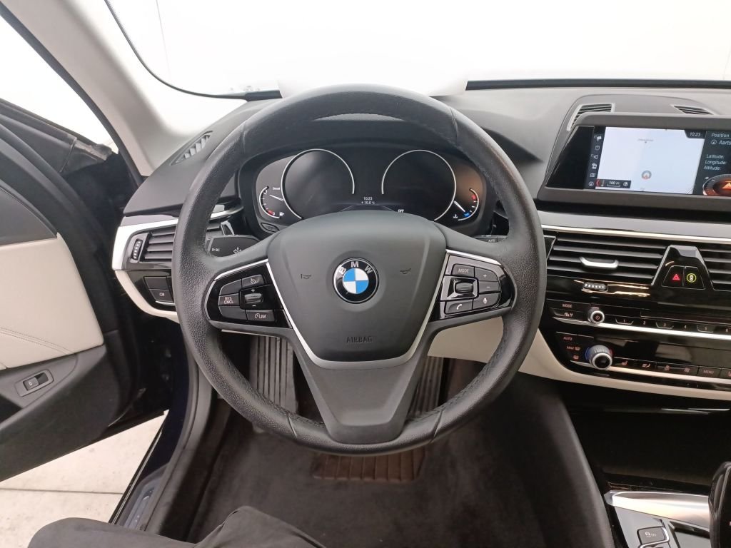 Bmw 5 Series 520 - Diesel - Automatic - 93 860 km