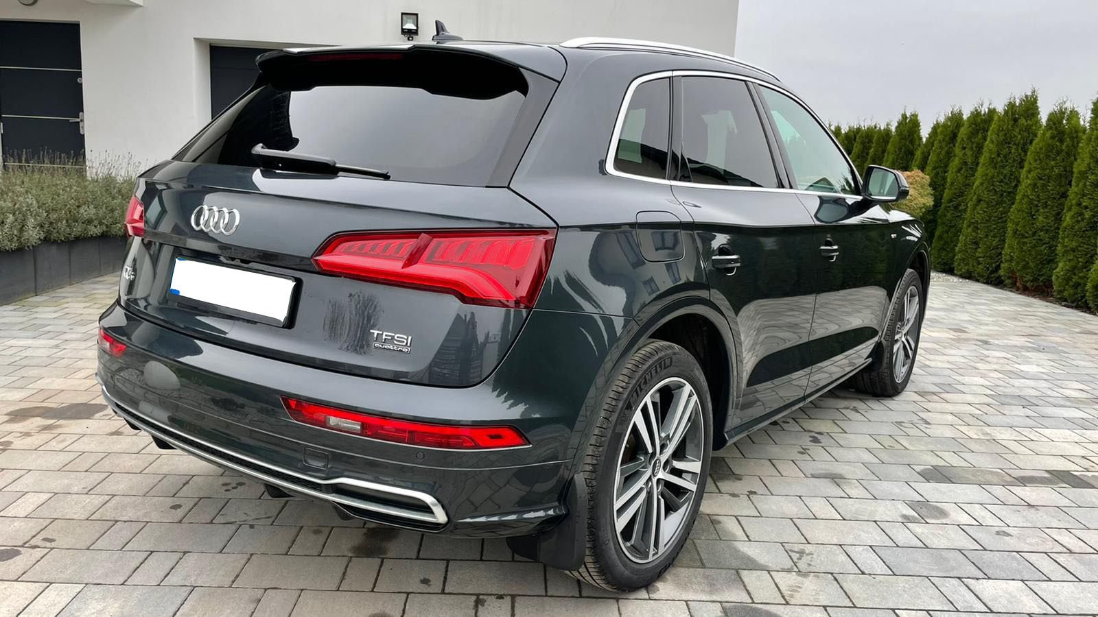 Audi Q5 2.0 TFSI - Benzine - Automatic - 82 500 km