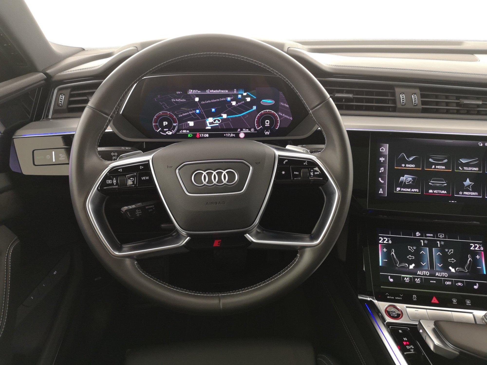 Audi E-Tron - - Electric - Automatic - 22 185 km