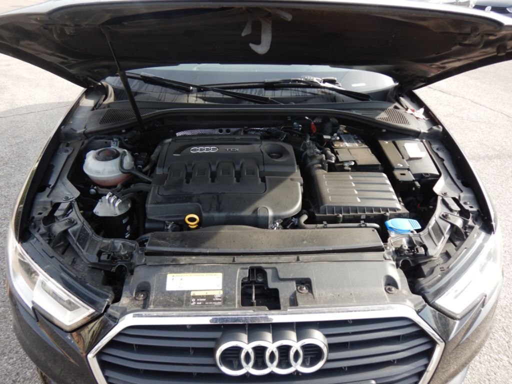 Audi A3 30 - Diesel - Manual - 185 448 km