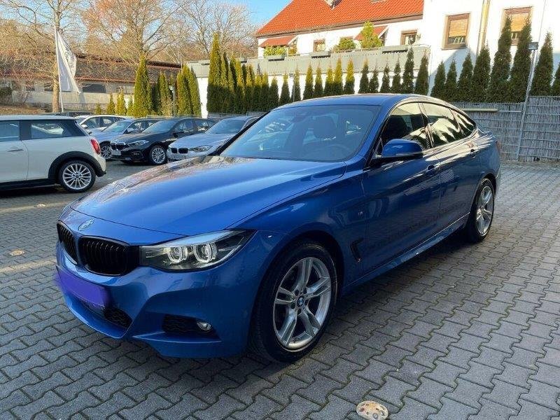 Bmw 3 Series 320i - Benzine - Automatic - 24 951 km