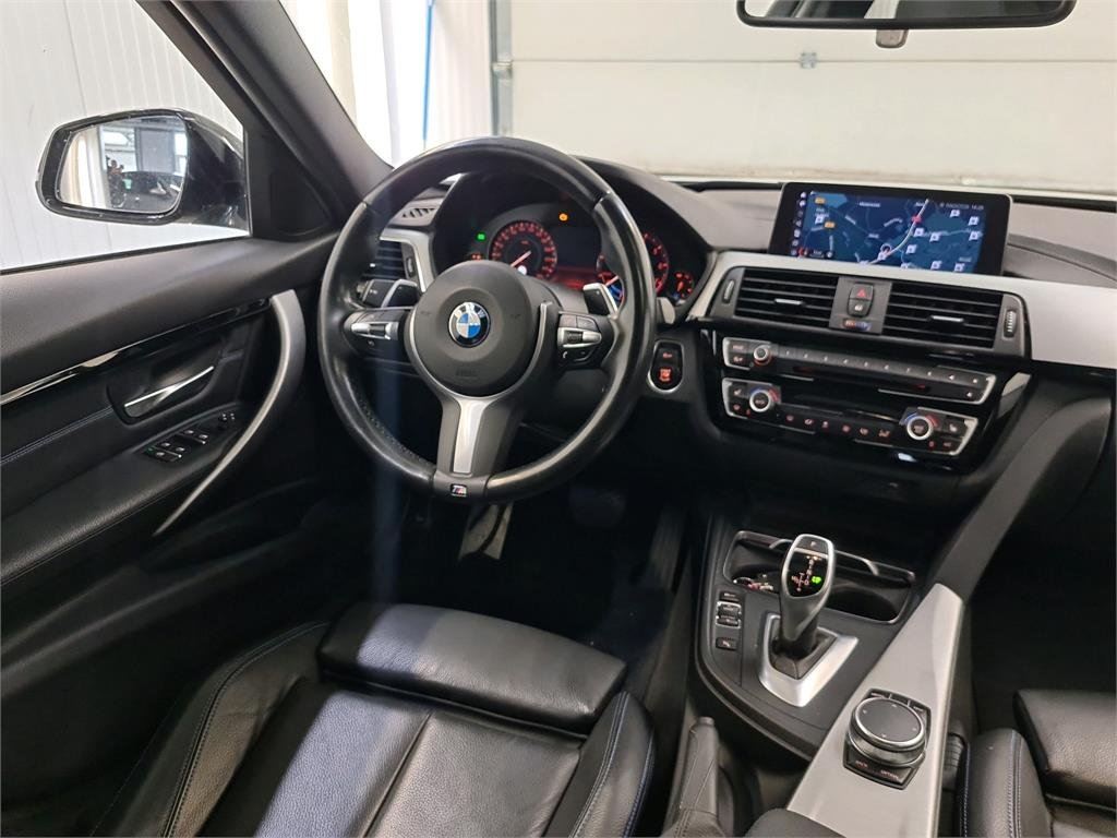 Bmw 3 Series 320 - Benzine - Automatic - 97 963 km