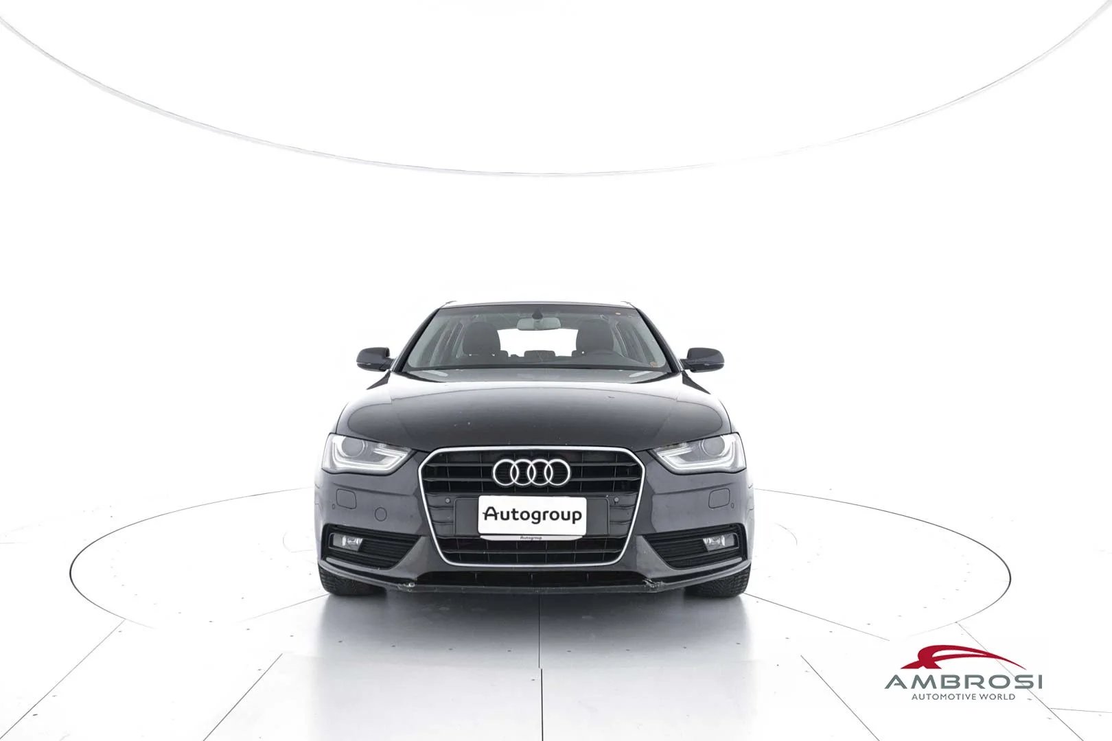 Audi A4 2.0 TDI - Diesel - Manual - 440 594 km