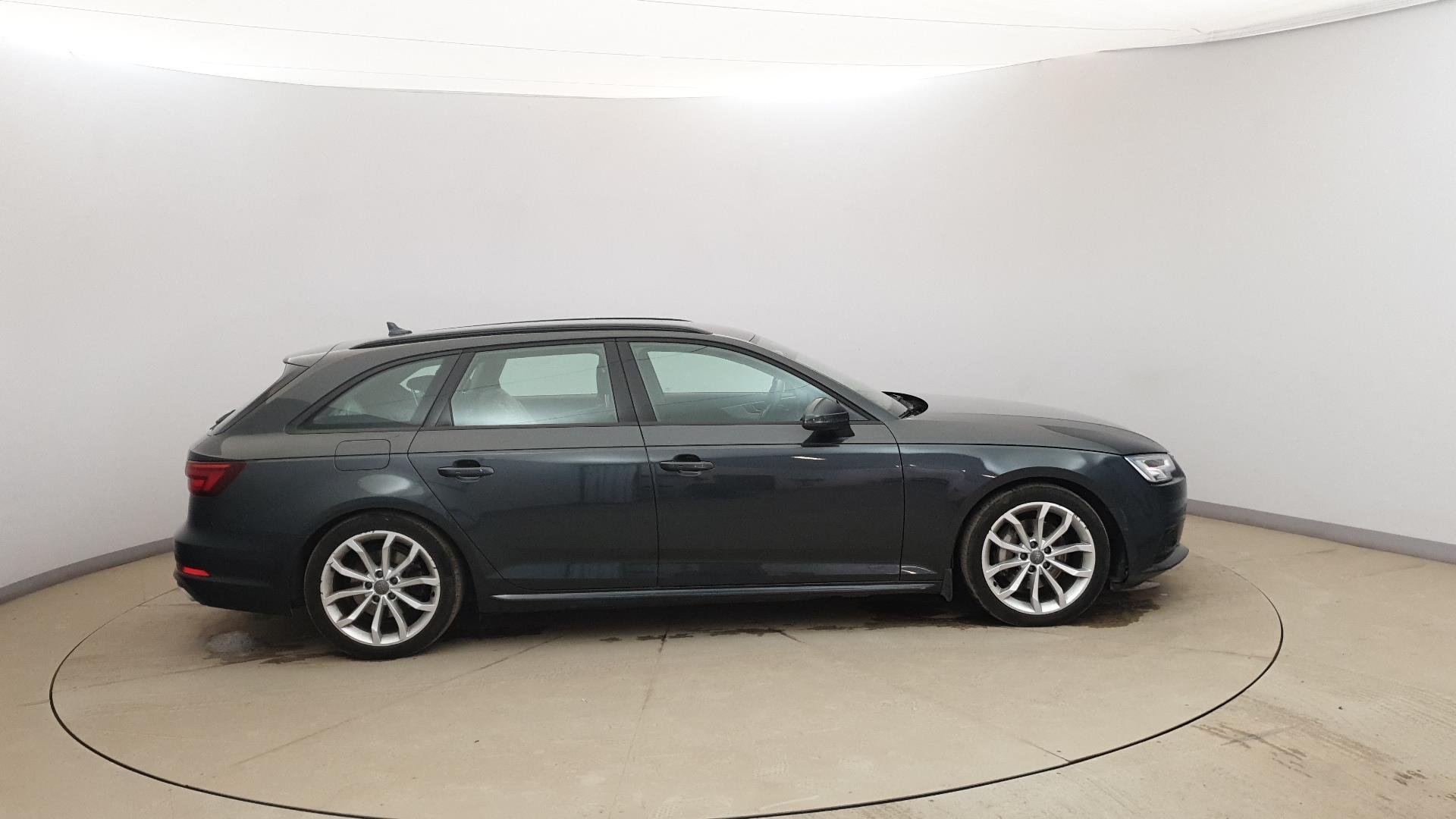 Audi A4 2.0 TDI - Diesel - Automatic - 44 053 km