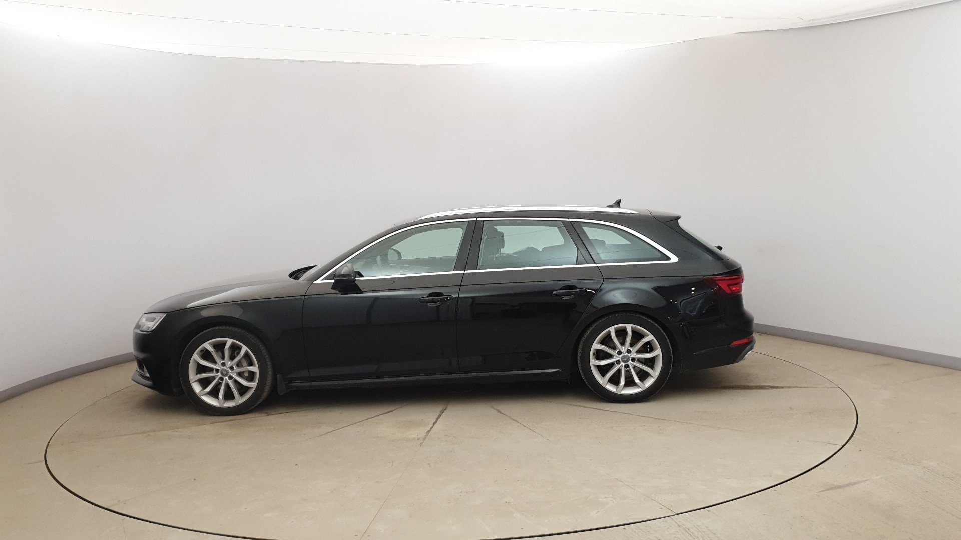 Audi A4 2.0 TDI - Diesel - Automatic - 110 582 km