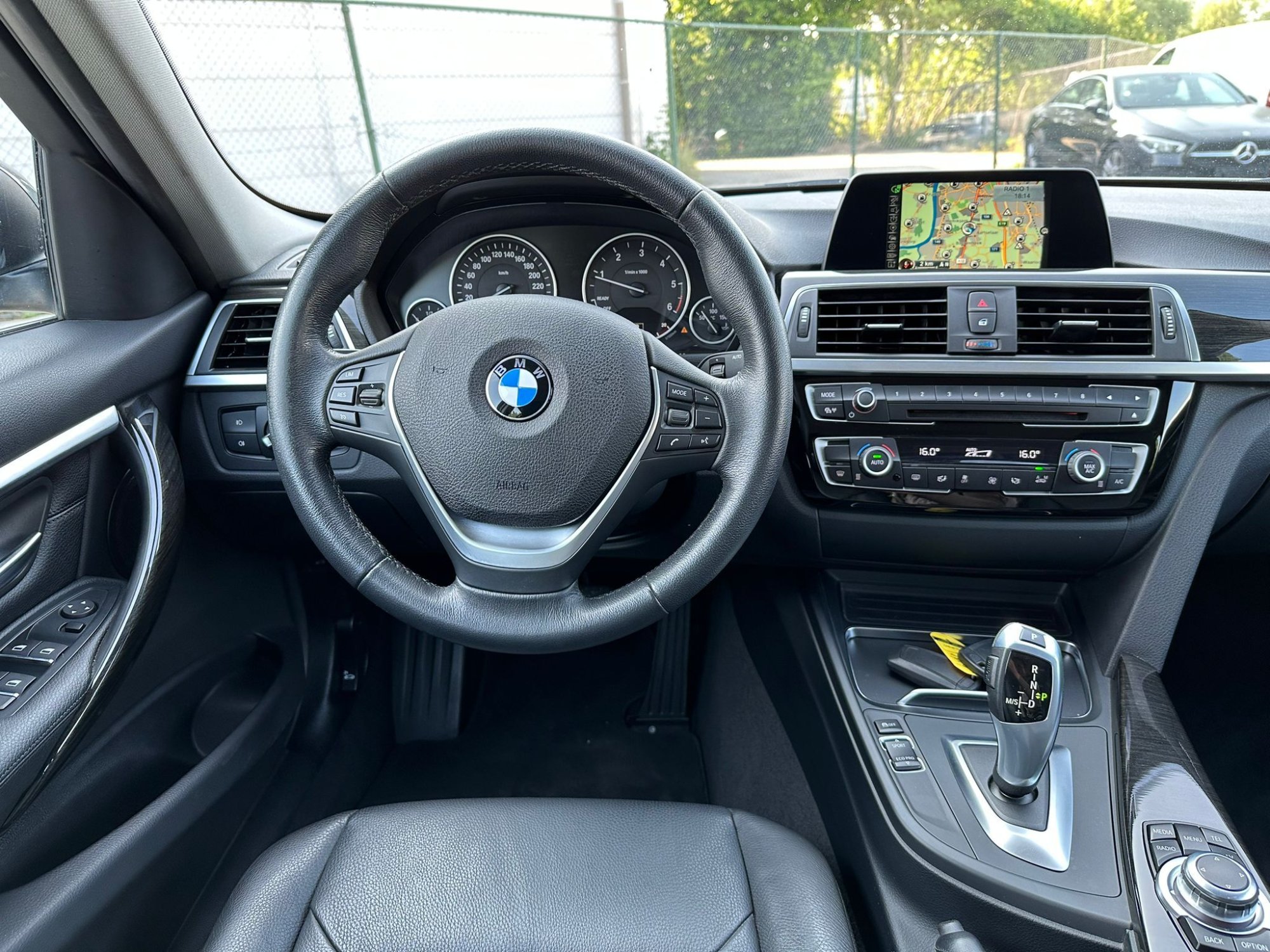 Bmw 3 Series 318d - Diesel - Automatic - 219 703 km