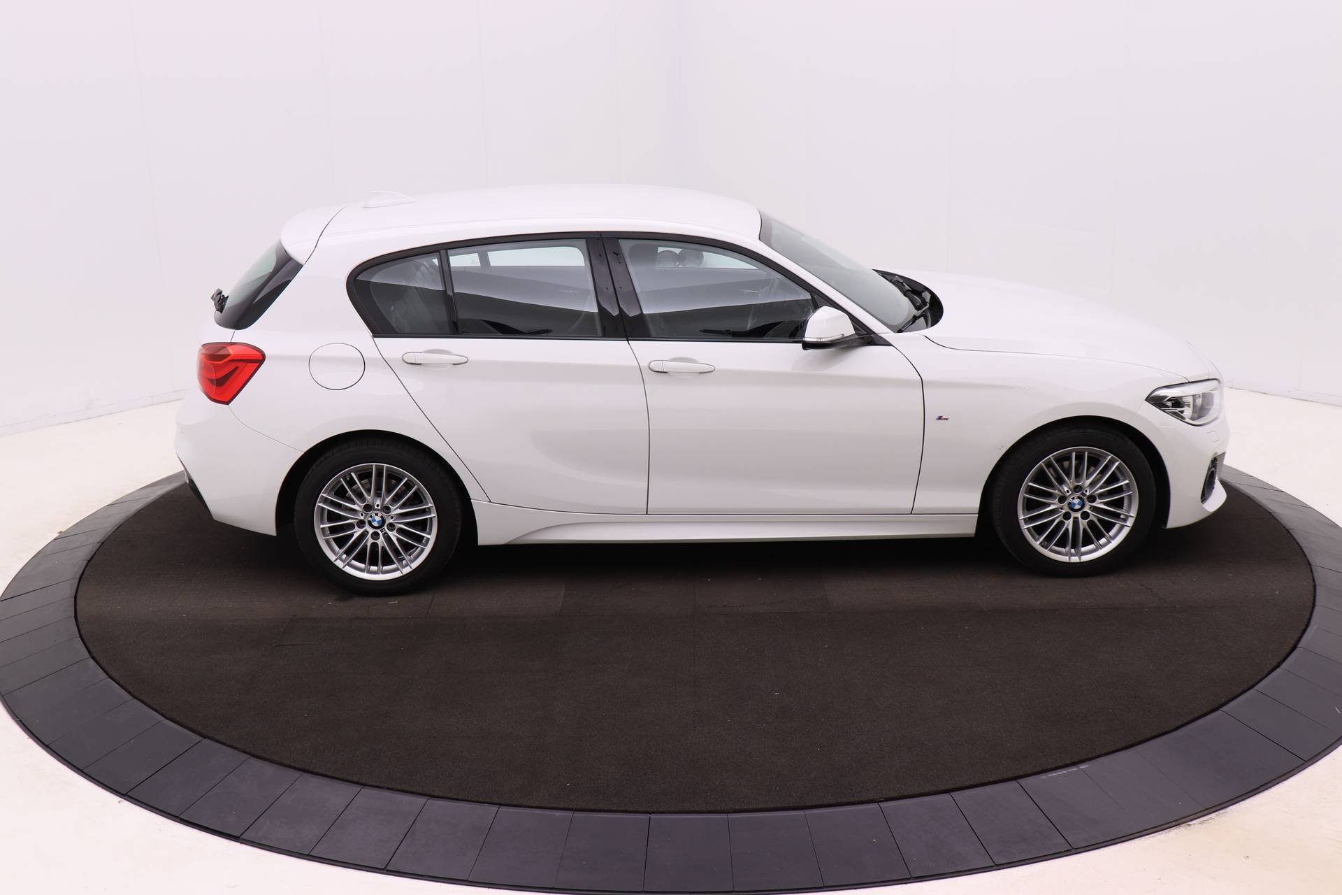 Bmw 1 Series 120i - Benzine - Automatic - 55 511 km