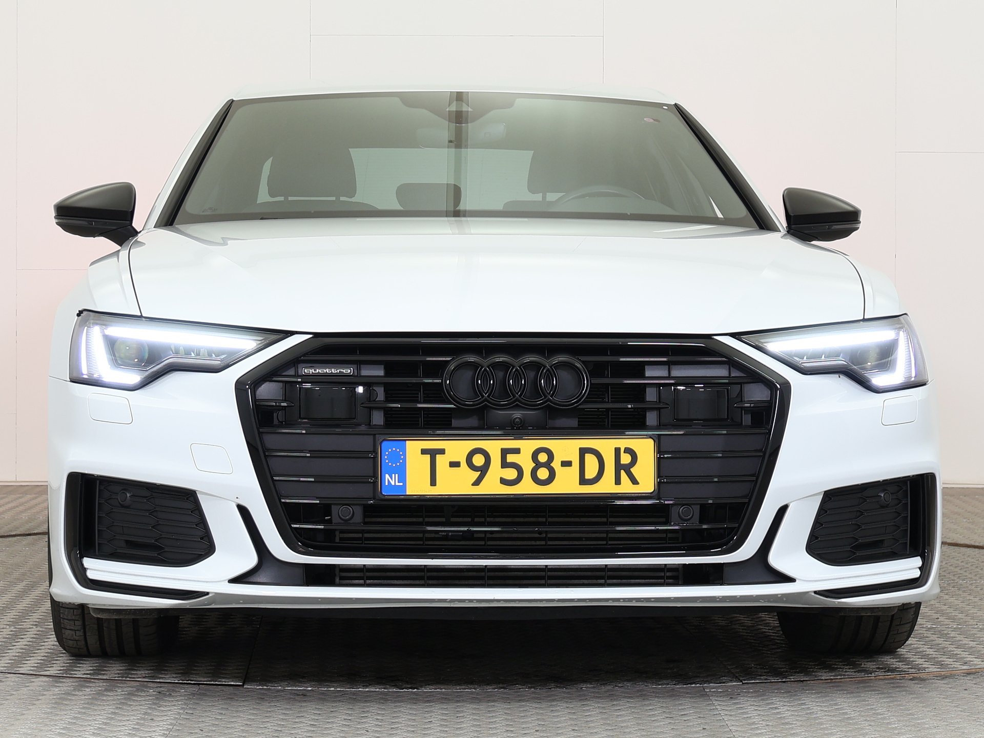 Audi A6 55 TFSI - Hybride - Automatic - 12 935 km