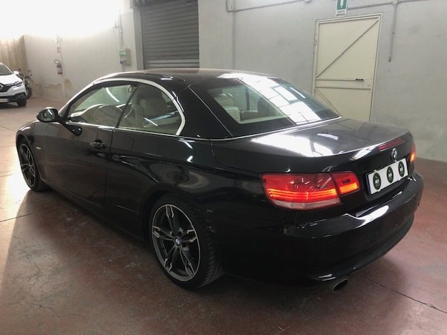 Bmw 3 Series 320d - Diesel - Automatic - 182 610 km