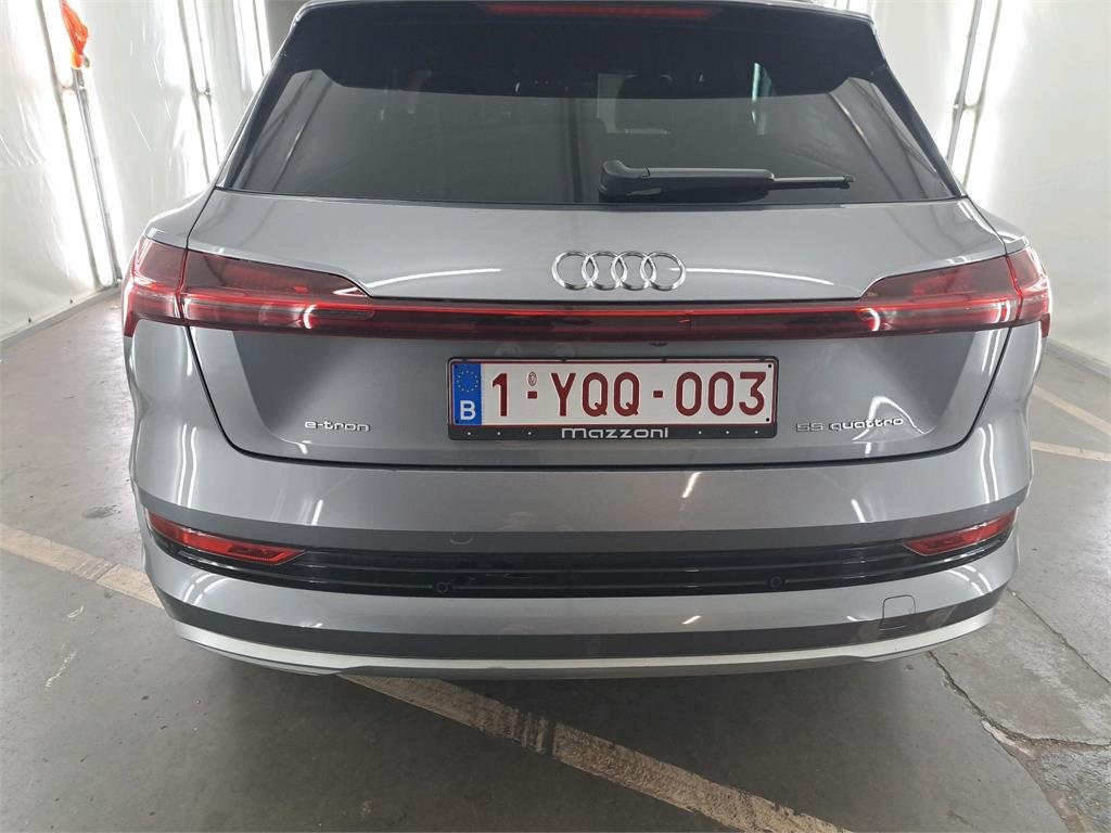 Audi E-Tron 95 kWh - Electric - Automatic - 43 178 km