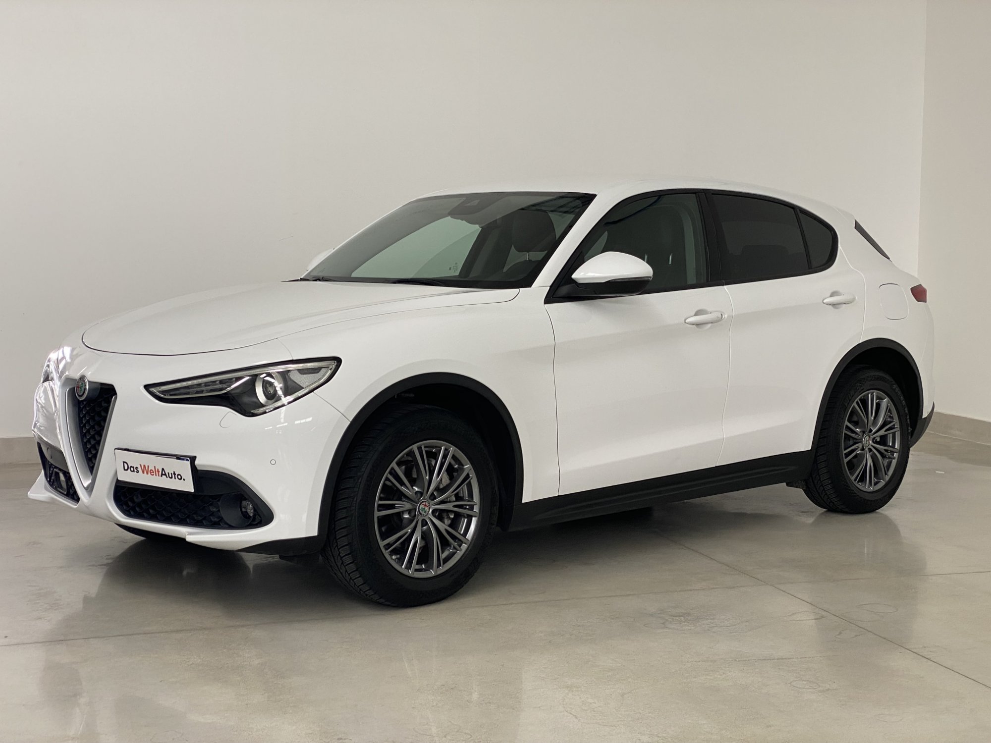 Alfa romeo Stelvio 2.2 - Diesel - Automatic - 70 682 km