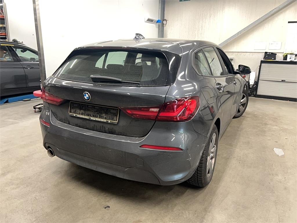 Bmw 1 Series 118i - Benzine - Automatic - 64 648 km