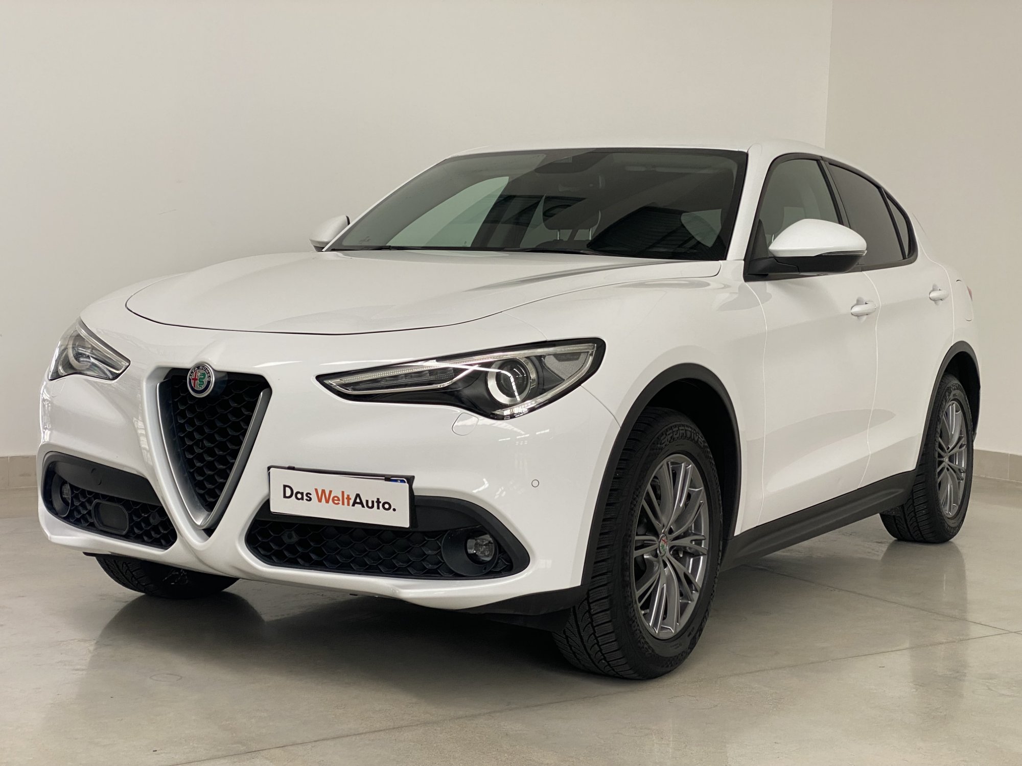 Alfa romeo Stelvio 2.2 - Diesel - Automatic - 70 682 km