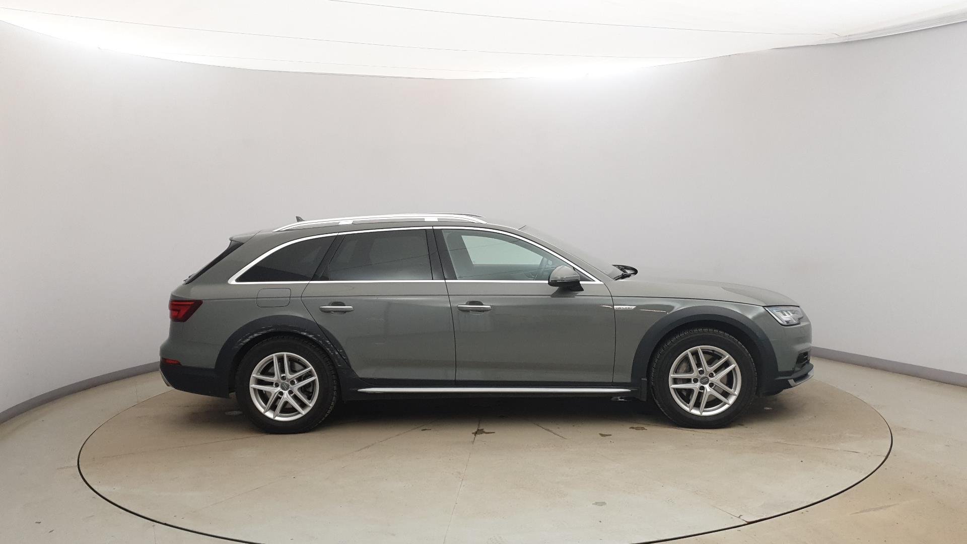 Audi A4 2.0 TFSI - Benzine - Automatic - 54 637 km